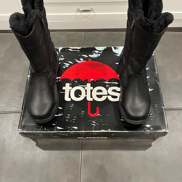 Totes waterproof boots - Picture 12 of 15